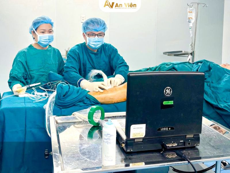 keo sinh học Venaseal