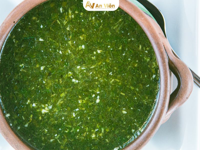 rau diếp cá có trị giãn tĩnh mạch không