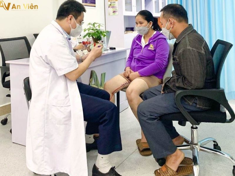 khám giãn tĩnh mạch