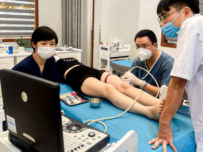 khám giãn tĩnh mạch chân ở đâu