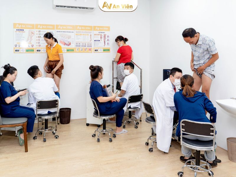 khám tĩnh mạch chân ở đâu