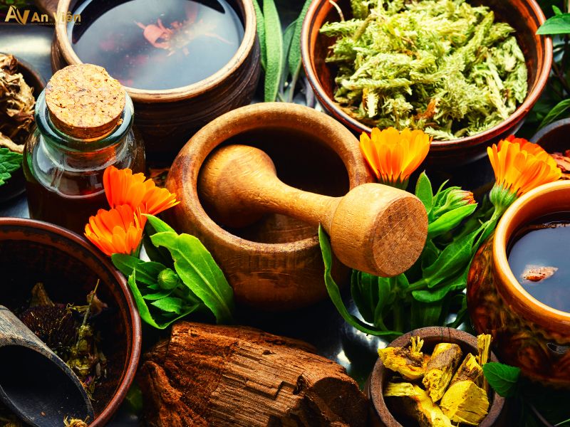 chữa suy giãn tĩnh mạch