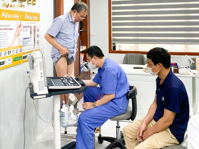 bệnh giãn tĩnh mạch ở chân