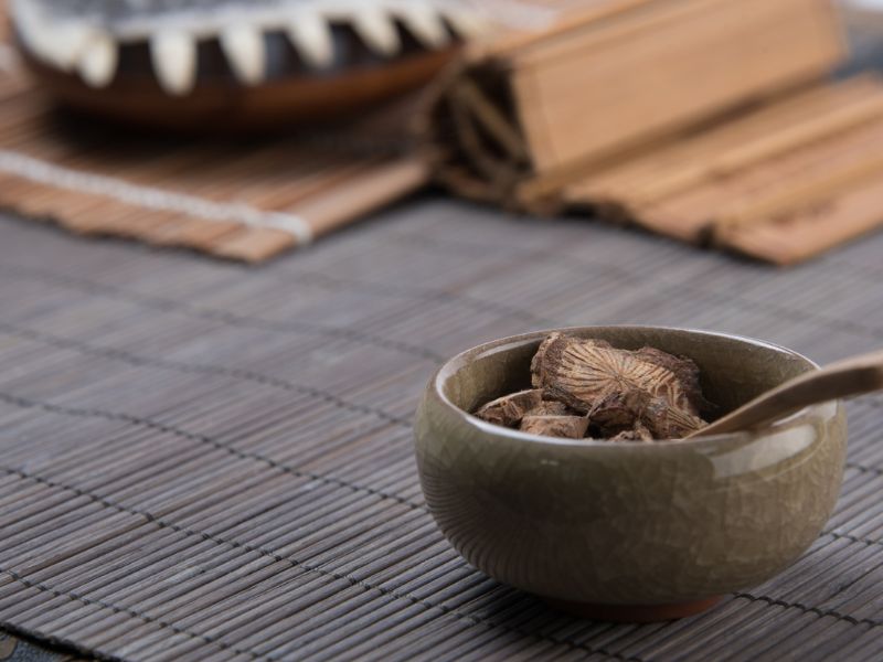 chữa viêm tắc tĩnh mạch chi dưới