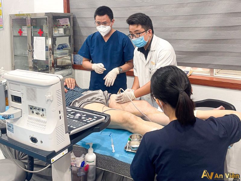 phác đồ điều trị suy giãn tĩnh mạch chân