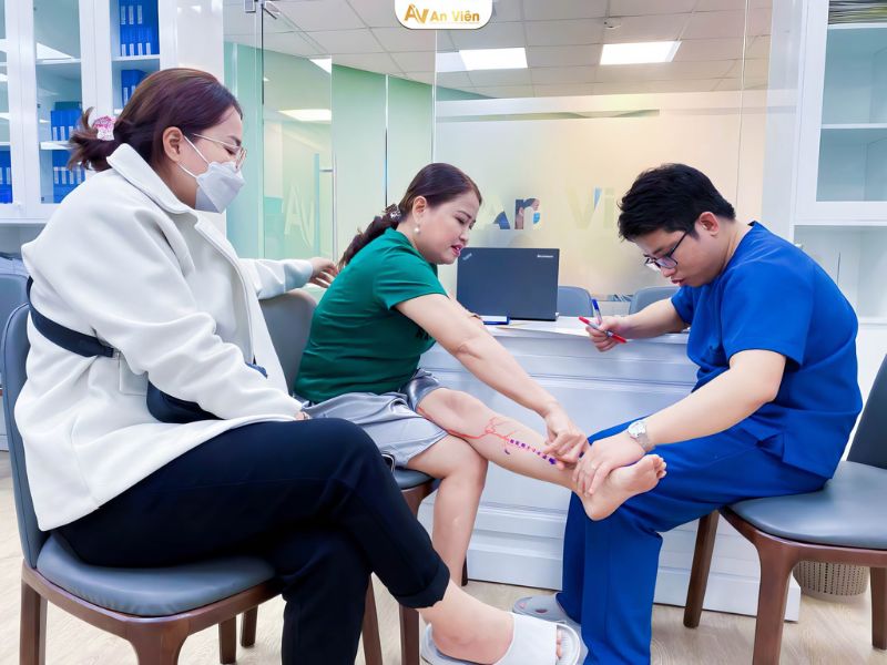 cách trị suy giãn tĩnh mạch