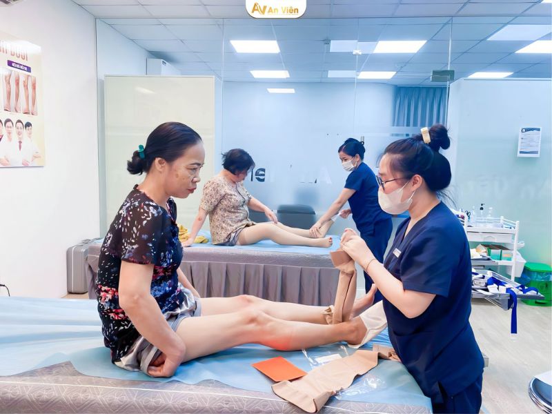cách trị suy giãn tĩnh mạch