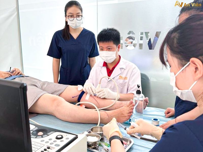 điều trị suy giãn tĩnh mạch chi dưới