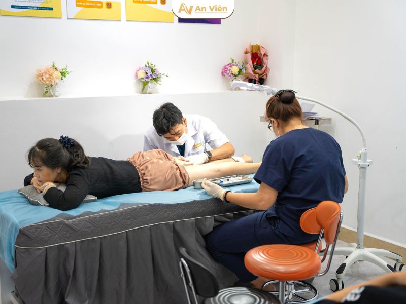 chạy laser nội mạch