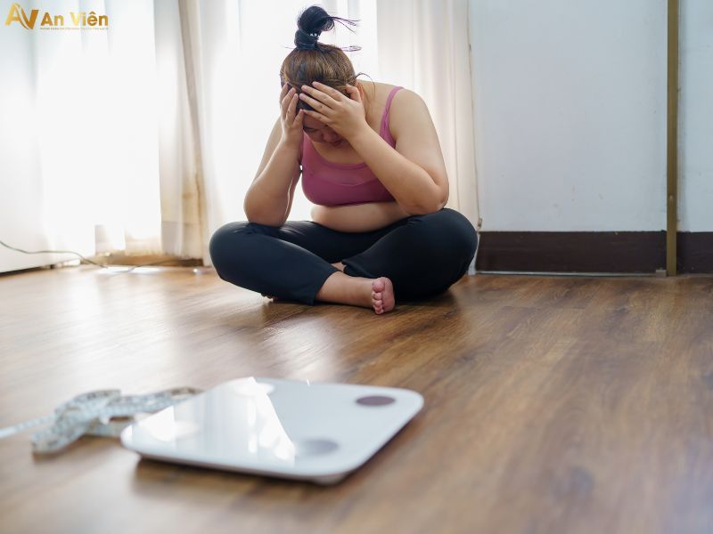 tại sao bị giãn tĩnh mạch ở chân