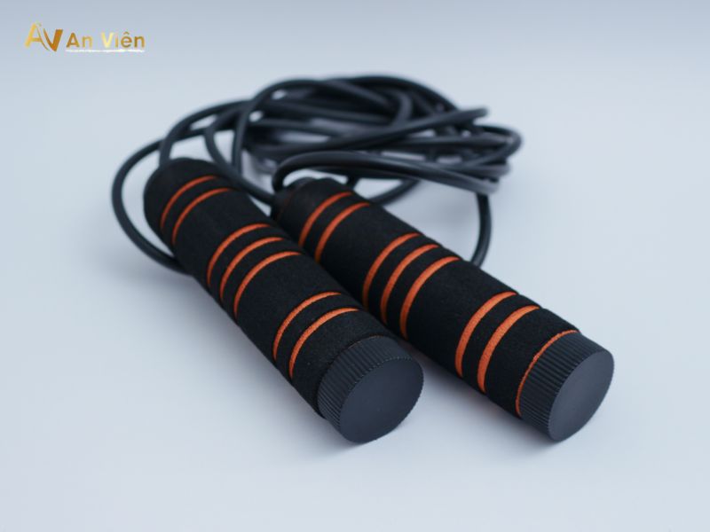 bị giãn tĩnh mạch chân có nhảy dây được không