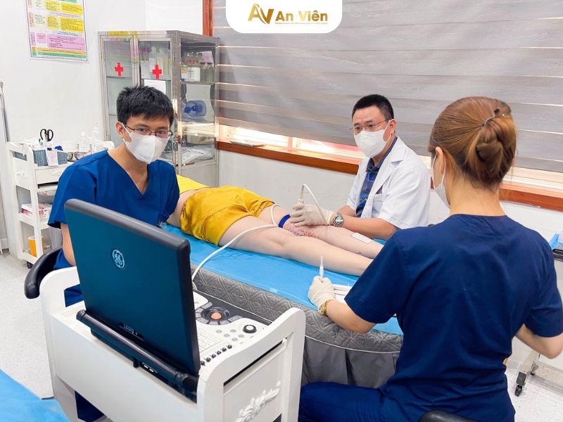 đốt laser suy tĩnh mạch chân