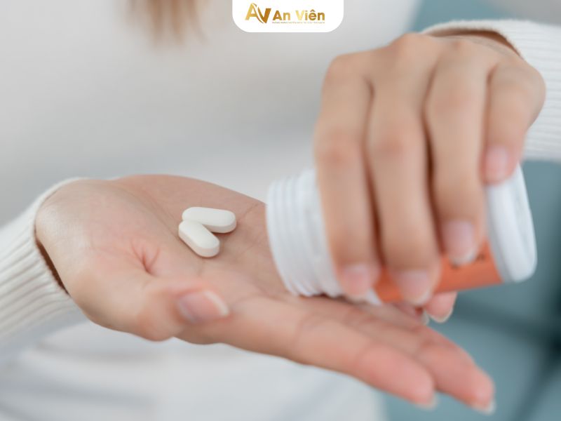 điều trị suy giãn tĩnh mạch nông chi dưới
