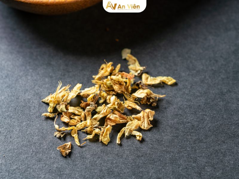hoa hòe chữa suy giãn tĩnh mạch